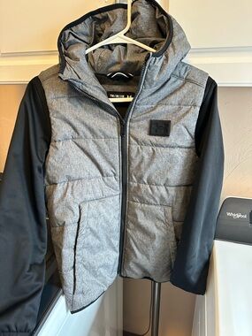 Under Armour Hooded Puffer Jacket - Gray & Black